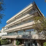 Lägenhet Climatise Proche Et Commerces Avec Balcon, Wi-fi Et Parking - Fr-1-466a-16